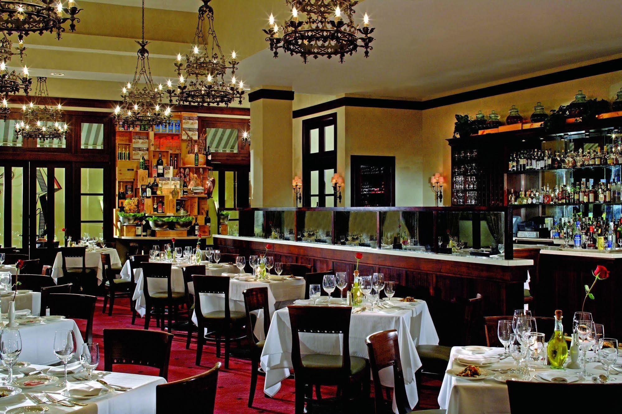 圣胡安丽思卡尔顿酒店 餐厅 照片